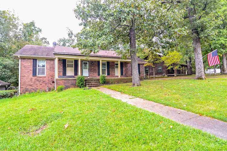 9581 Oak Point Cv Lakeland, TN 38002