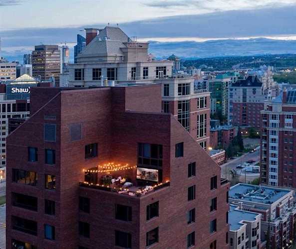 500 Eau Claire Ave SW #1900D Calgary, AB T2P 3R8