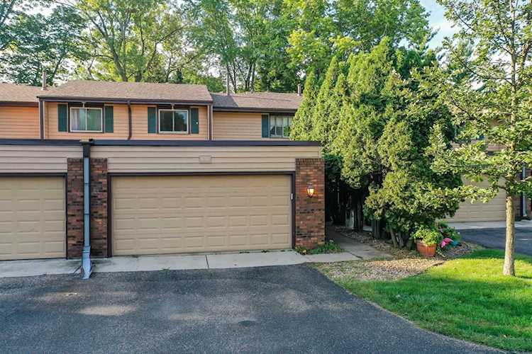 4757 Spring Circle Minnetonka, MN 55345