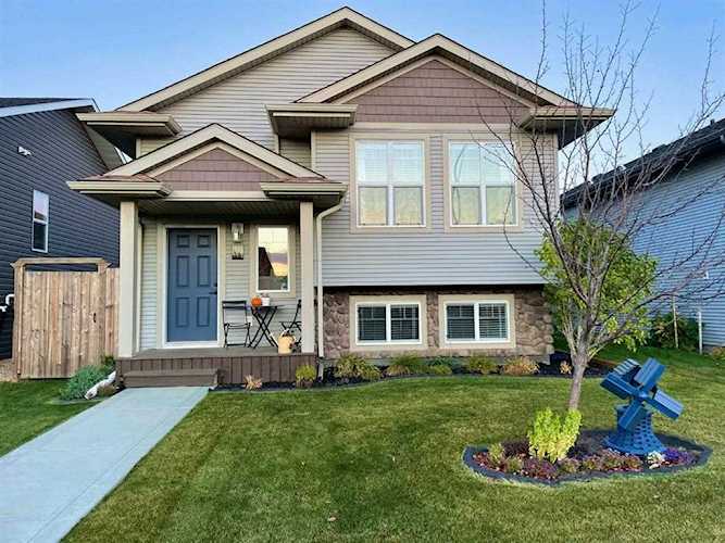 29 Mackenzie Crescent Lacombe, AB T4L 0B3