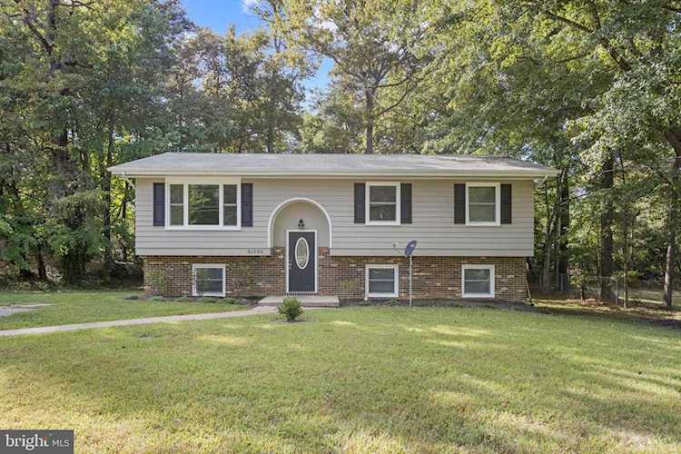 21535 Essex Dr S Lexington Park, MD 20653 | MLS MDSM2002272 Photo 1