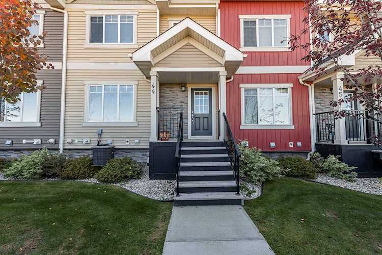# 44 675 Albany Way Edmonton, AB T6V 0H1