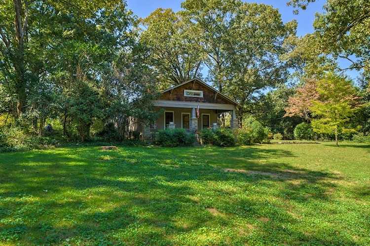 212 Canton St, Alpharetta, GA 30009 - Premier Atlanta Real Estate Photo 1