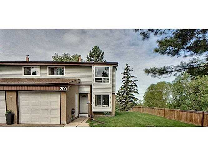 209 Grandin Village St. Albert, AB T8N 2J3