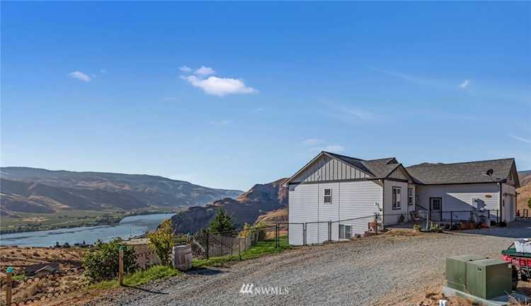 2701 Dick Ranch Rd Entiat, WA 98822