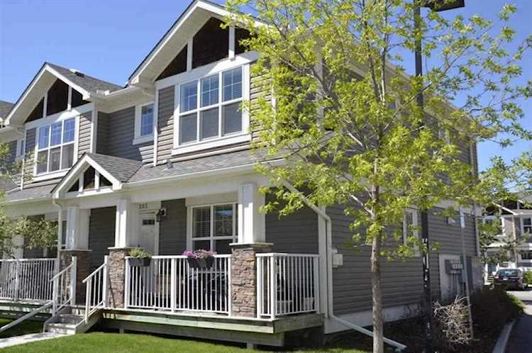 203 Cranberry Park SE Calgary, AB T3M 1R3