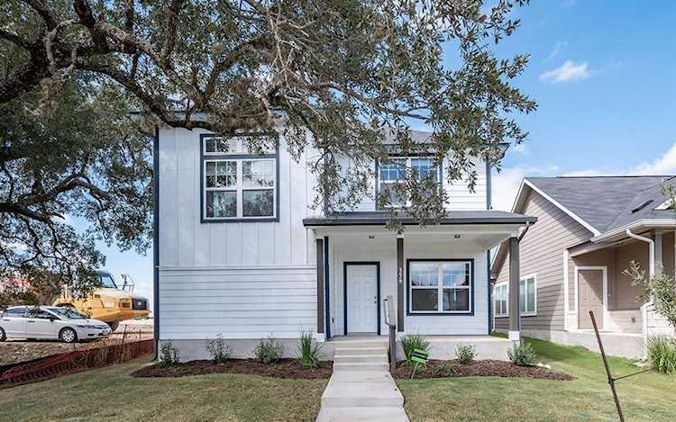 356 Kenai DR Kyle, TX 78640