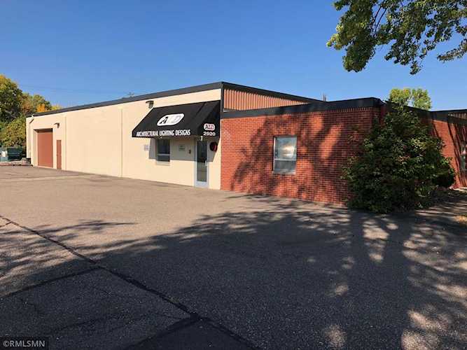 2920 Anthony Lane Saint Anthony, MN 55418