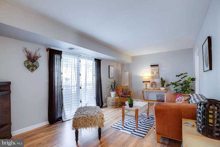 14468 Turin Ln Centreville, VA 20121 | MLS® VAFX2026006 Photo 1