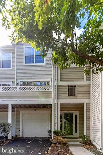 14423 Glencrest Circle #123 Centreville, VA 20120 | MLS® VAFX2024688 Photo 1