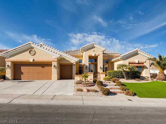 10332 Back Plains Dr Las Vegas, NV 89134