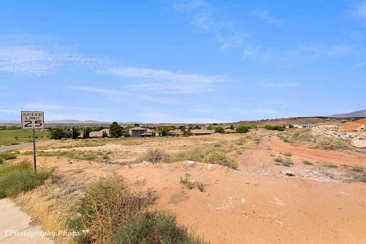 Indian Springs DR Washington, UT 84780
