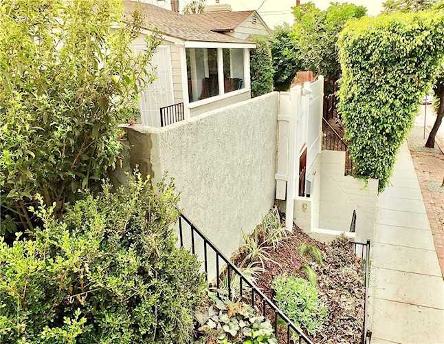 5530 E Pacific Coast Long Beach, CA 90804