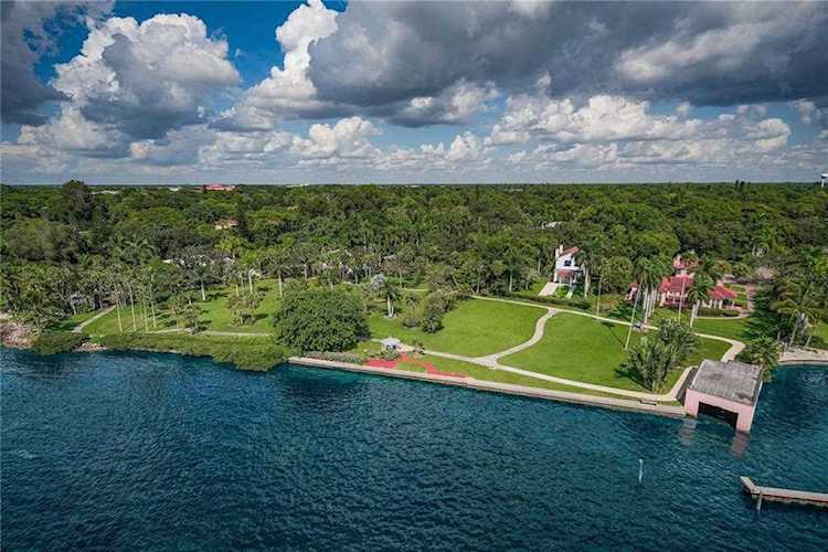 4645 Ainsley PLACE Sarasota, FL 34234