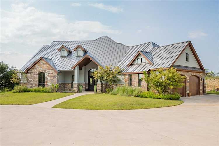 21301 Dill CIR Spicewood, TX 78669