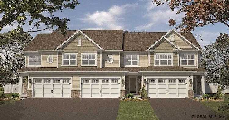 49 Hillard Ln Latham, NY 12110