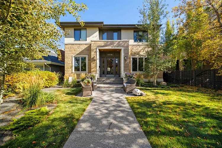 3018 3 St Calgary, AB T2S 1V1