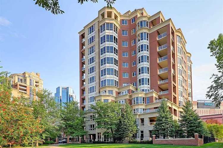 690 Princeton Way SW #101 Calgary, AB T2P 5J9