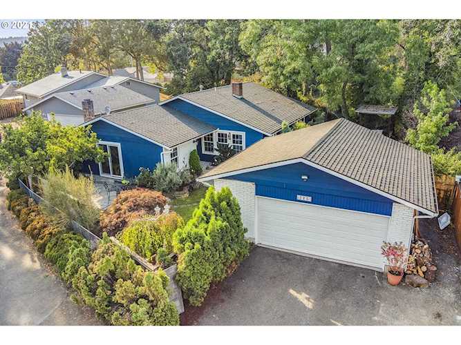 5445 SE Clayson Ave Milwaukie, OR 97267