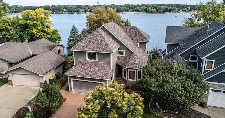 5600 Fairlawn Shores Trail SE Prior Lake, MN 55372