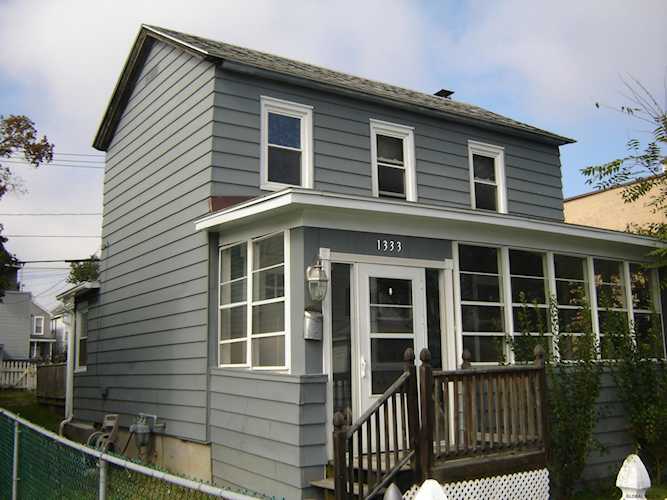 1333 5Th Av Watervliet, NY 12189