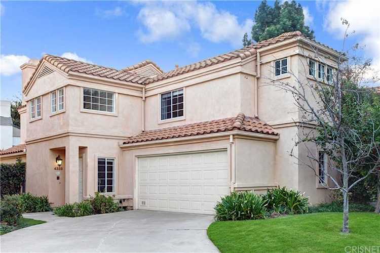 4333 Willow Glen St Calabasas, CA 91302