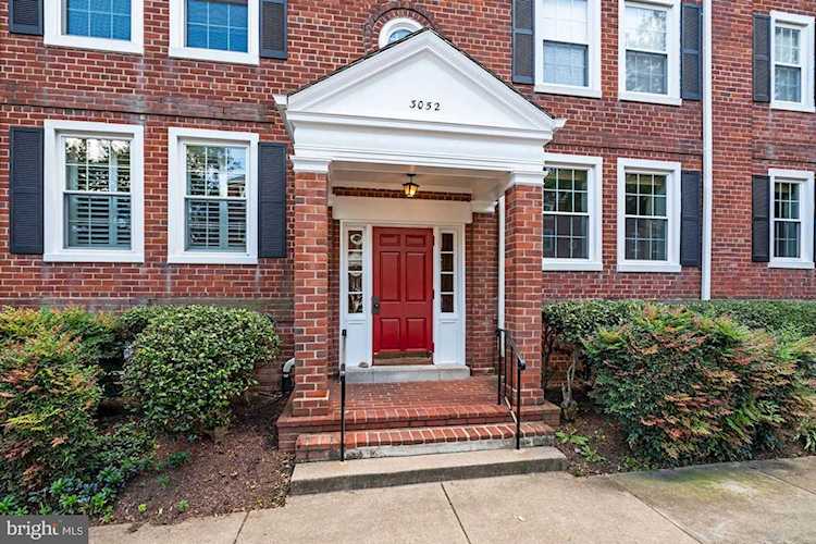 3052 Buchanan St S #A2 Arlington, VA 22206