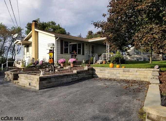 1311 College Avenue E Bellefonte, PA 16823