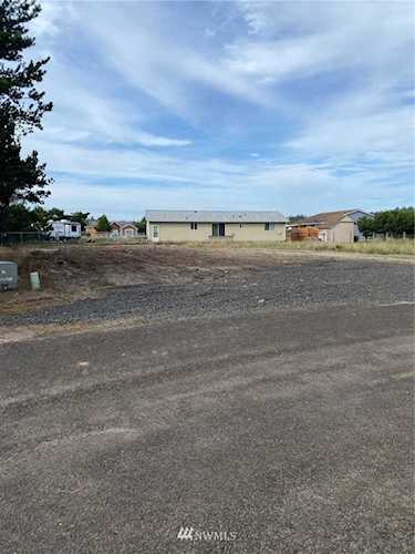 709 352nd Place Ocean Park, WA 98640