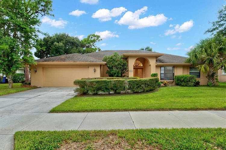 8200 Shadow Pine WAY Sarasota, FL 34238
