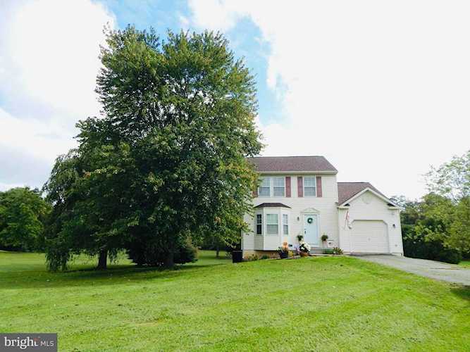 205 Ross Mill Ridge Hedgesville, WV 25427