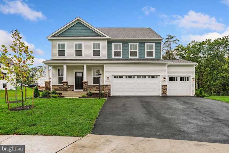 15223 Haymarket Landing Dr Haymarket, VA 20169
