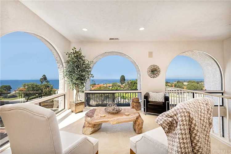 3016 W Palos Verdes Dr Palos Verdes Estates, CA 90274