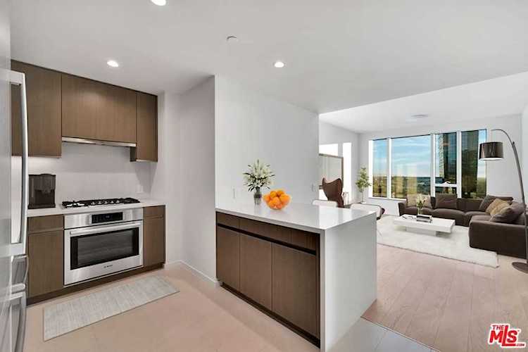 889 Francisco St #3601 Los Angeles, CA 90017
