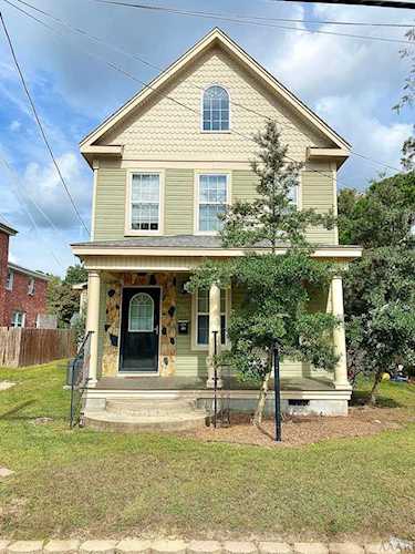 708 W Grubb Street Hertford, NC 27944