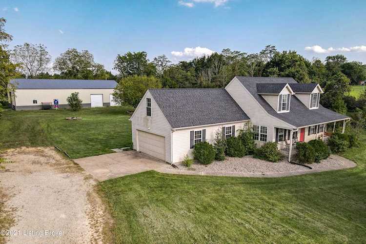 5011 Centerfield Dr Crestwood, KY 40014
