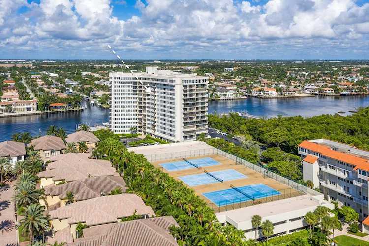 3912 S Ocean Boulevard #1104 Highland Beach, FL 33487