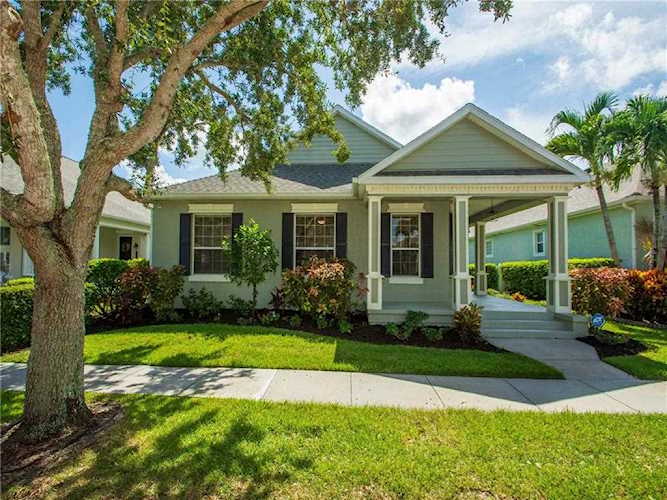 7659 15th Street Vero Beach, FL 32966