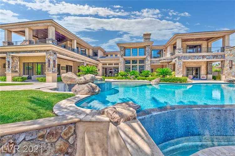 596 Saint Croix St Henderson, NV 89012