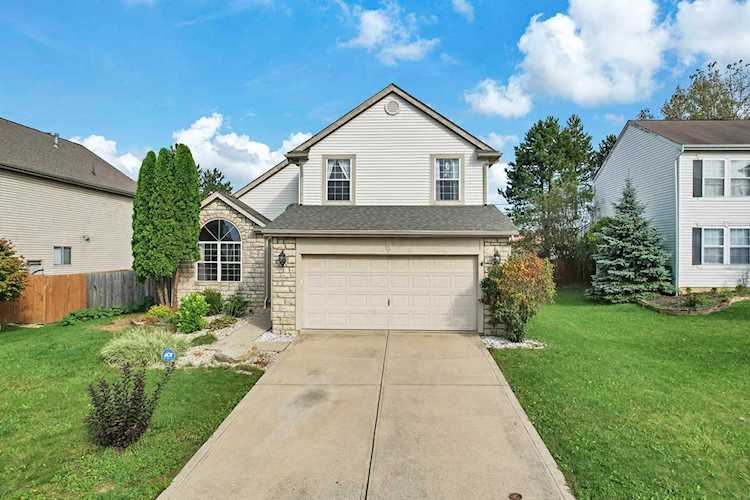 280 Essex Place Pataskala, OH 43062