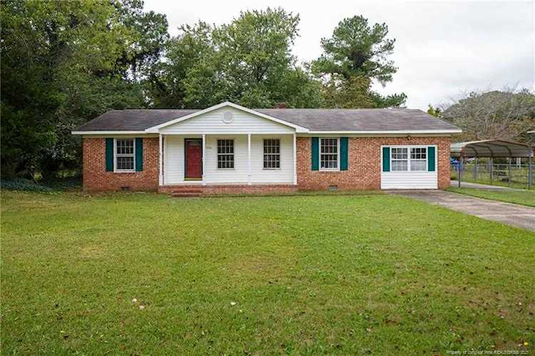 1520 Darvel Ave Fayetteville, NC 28304