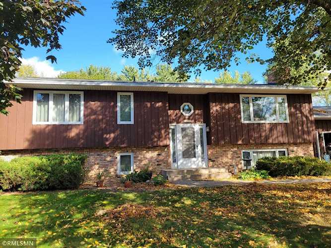 371 Christine Lane West Saint Paul, MN 55118