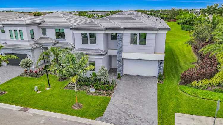 17273 Sea Blossom Way Boca Raton, FL 33496