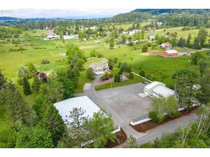 17951 SE Hemrich Rd Damascus, OR 97089