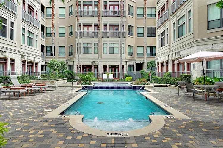 1901 Post Oak Blvd Houston, TX 77056