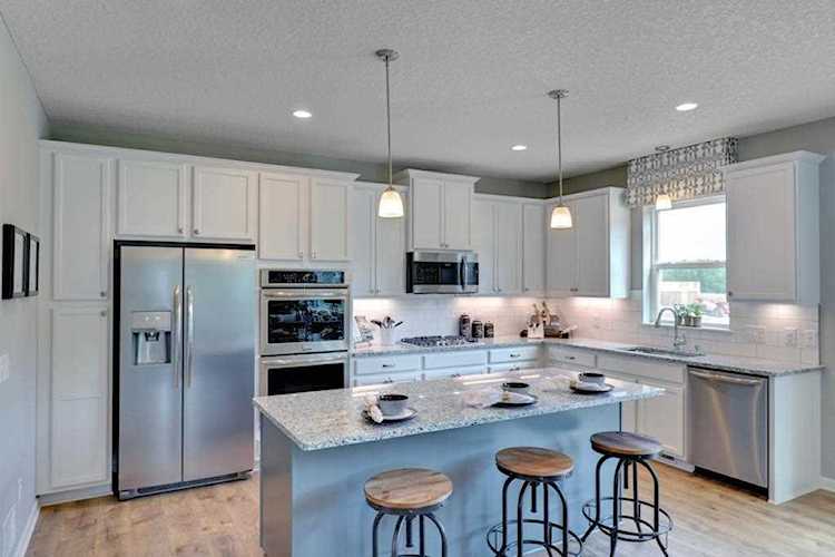 1531 Ironwood Drive Carver, MN 55315