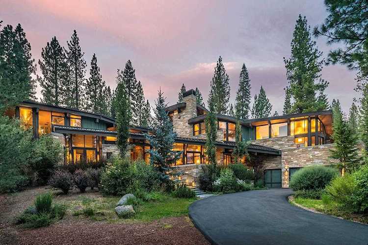 8209 Valhalla Drive Truckee, CA 96161