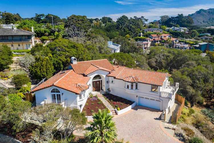 26345 Ladera Dr Carmel, CA 93923