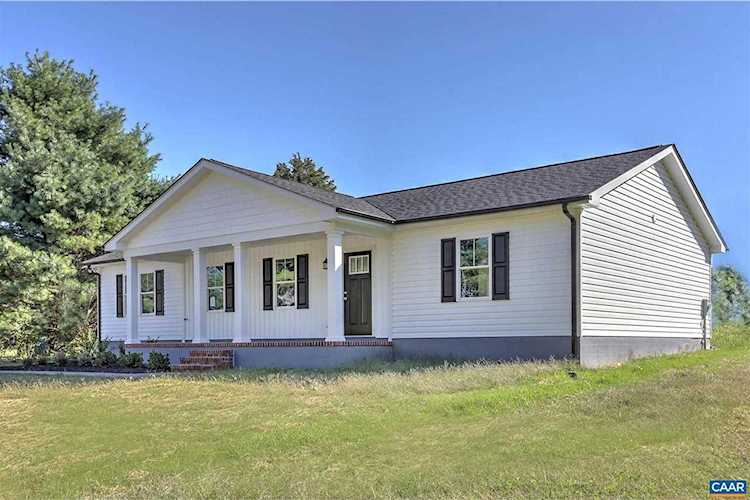 310 Saint Marys Ave Mineral, VA 23117
