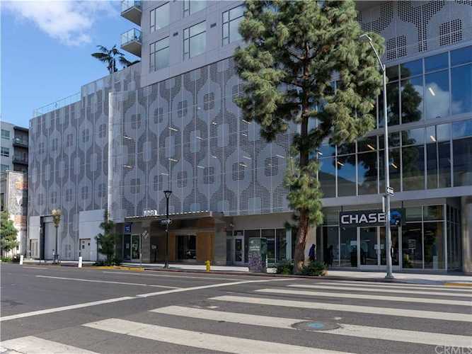 1050 S Grand Ave #2004 Los Angeles, CA 90015